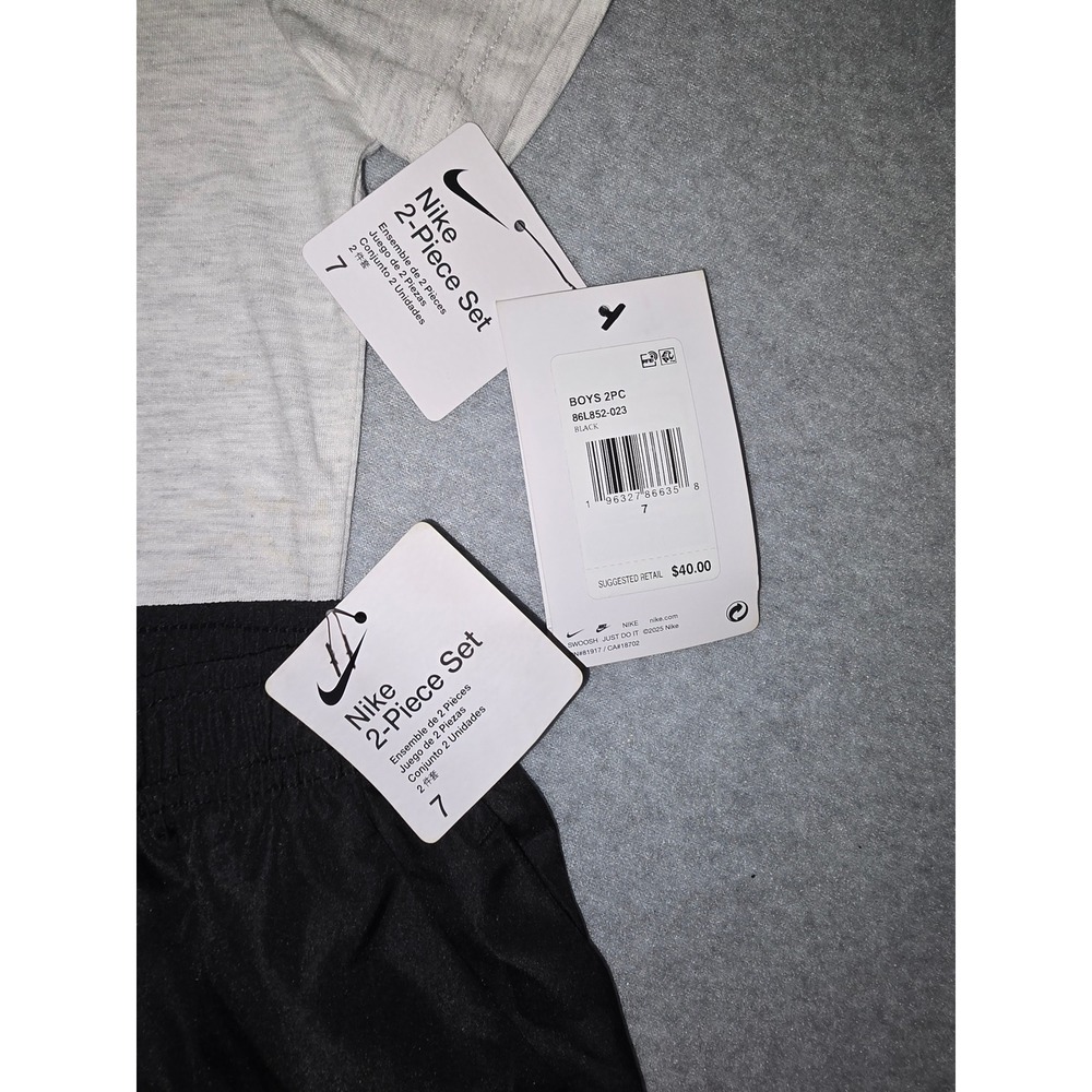 Nike Boys 2-Piece Set T-Shirt and Dri-FIT Shorts Grey Black 86L852-023 Size 7 - Picture 2 of 5